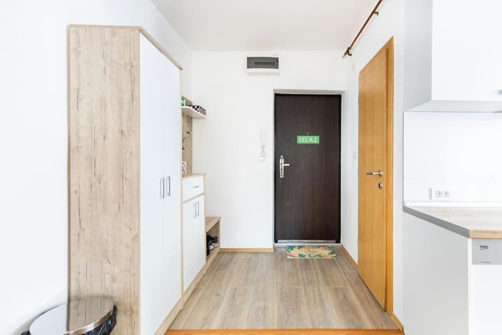 Apartman Dino Saraievo Exterior foto